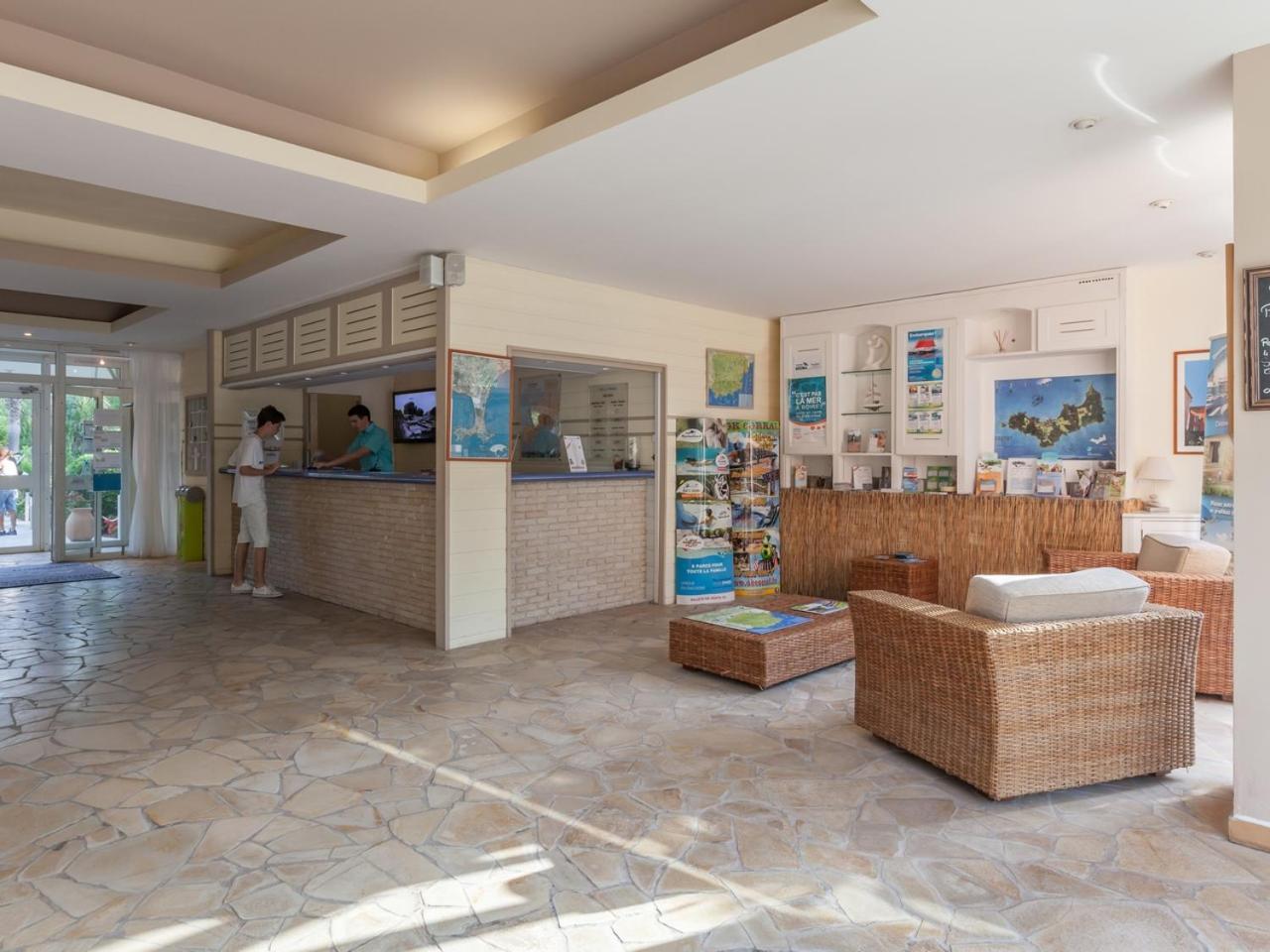 Residence La Pinede - Maeva Home Hyeres Exterior photo